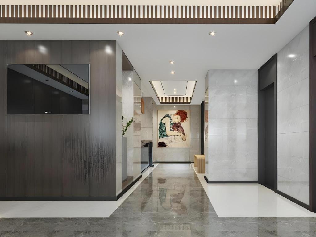 Gya Long Distance Passenger Terminal Station Hotel